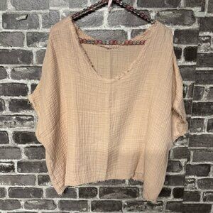 It is well Organic Short Sleeve Gauze Top peach shirt